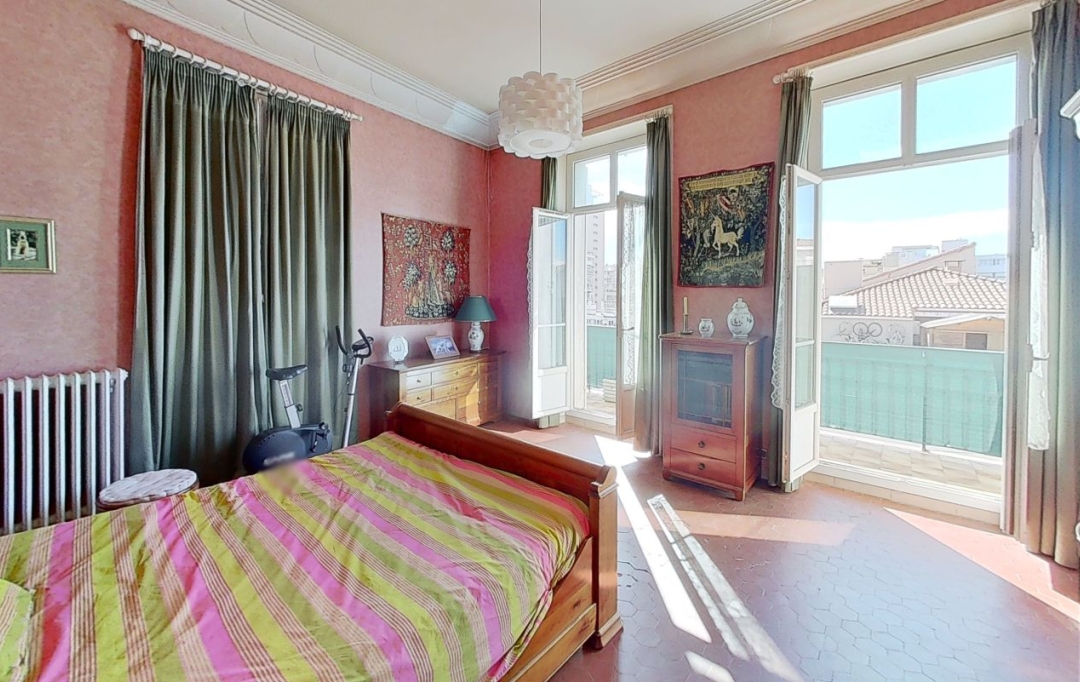 Annonces MARSEILLE 5EME : Appartement | MARSEILLE (13005) | 94 m2 | 395 000 € 